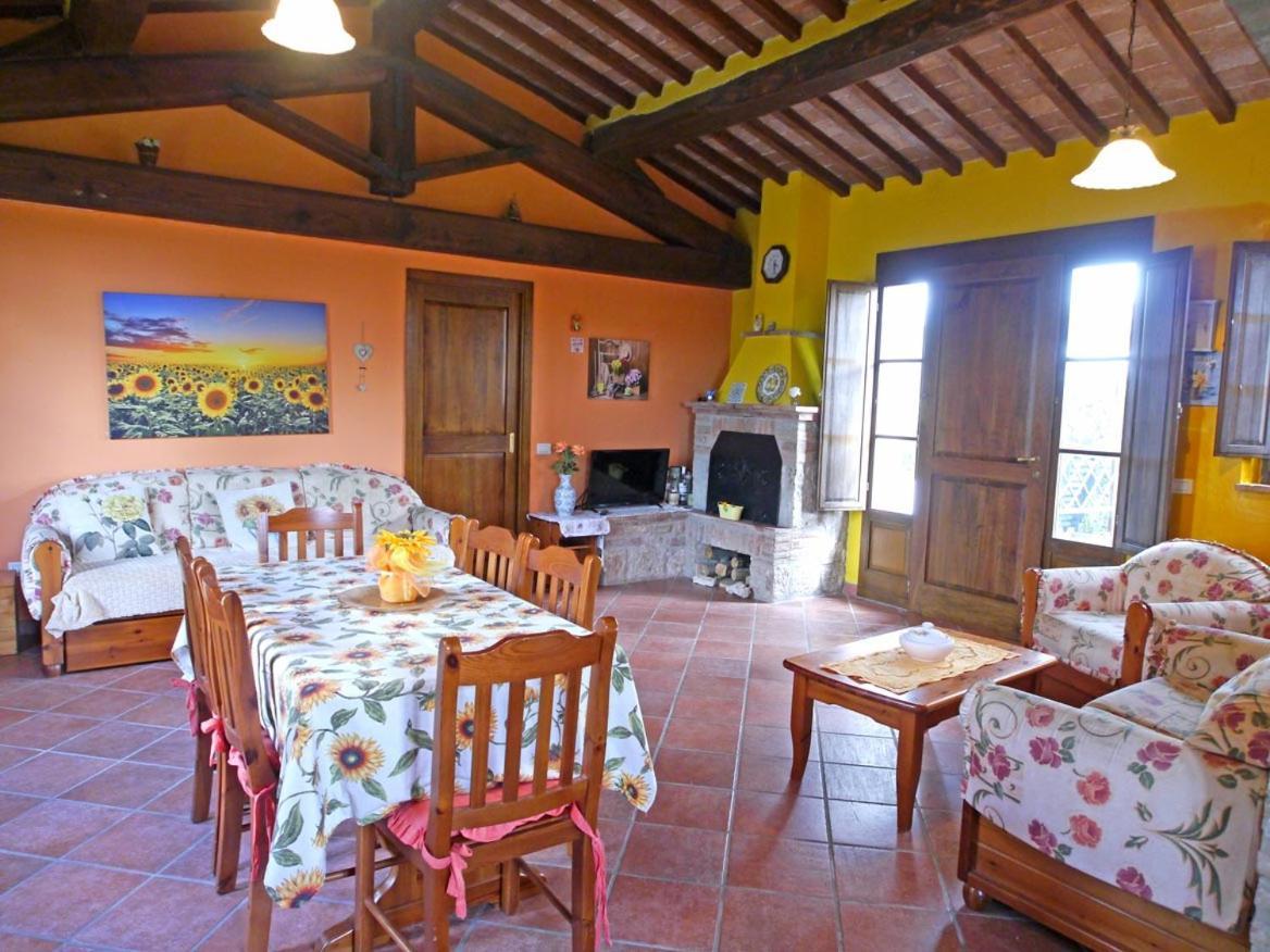 Casa Country House Girasole Vakantie Huis-Wakacje Huis Asciano Exterior photo